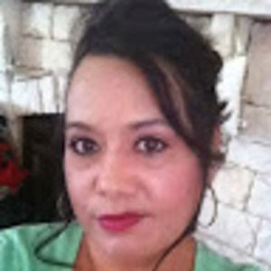 Meet your Posher, Elisa